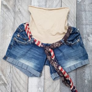 WallFlower Maternity Shorts